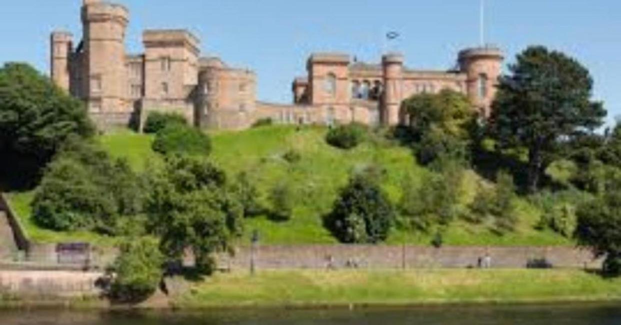 Inshes Inverness City Apartments - Modern & Bright Apartment Close To Raigmore Hospital & Shops מראה חיצוני תמונה