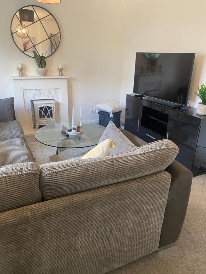 Inshes Inverness City Apartments - Modern & Bright Apartment Close To Raigmore Hospital & Shops מראה חיצוני תמונה